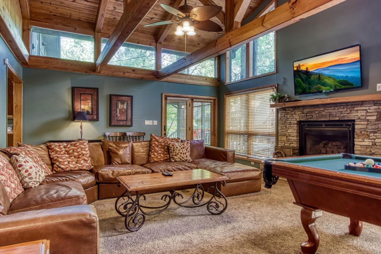 Mountain Lake Lodge, Hot Tub, Theater Room, 1089 Free Tickets Each Paid Day, Dollywood And More Sevierville Ngoại thất bức ảnh