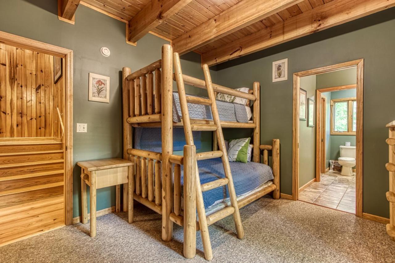 Mountain Lake Lodge, Hot Tub, Theater Room, 1089 Free Tickets Each Paid Day, Dollywood And More Sevierville Ngoại thất bức ảnh